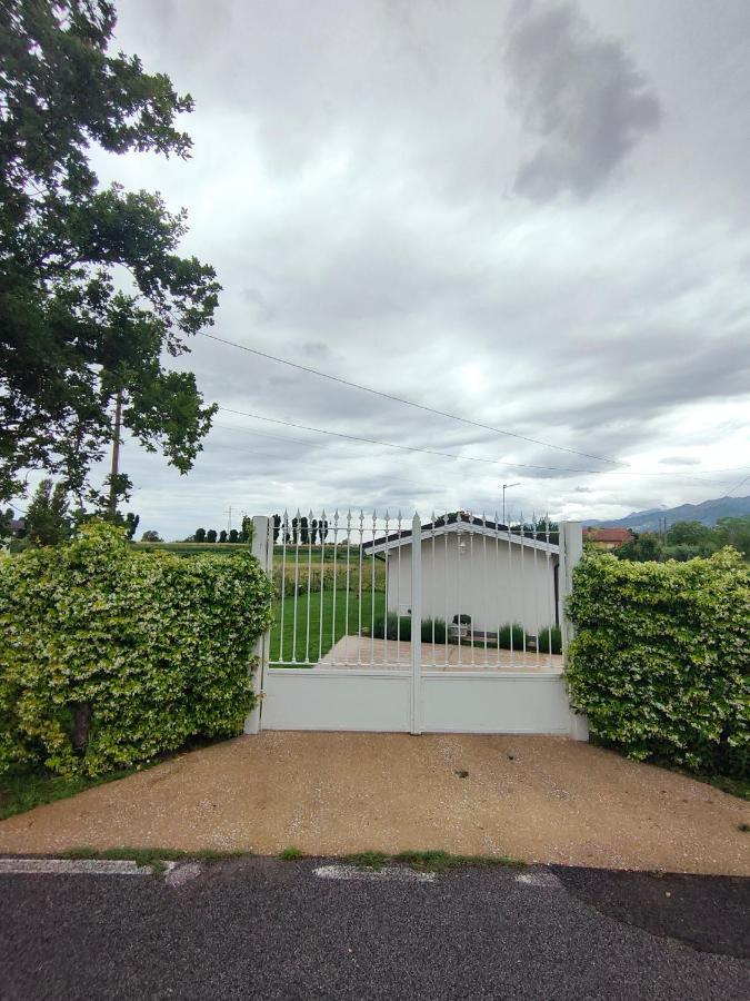 Rufus House Villa Mommio ภายนอก รูปภาพ